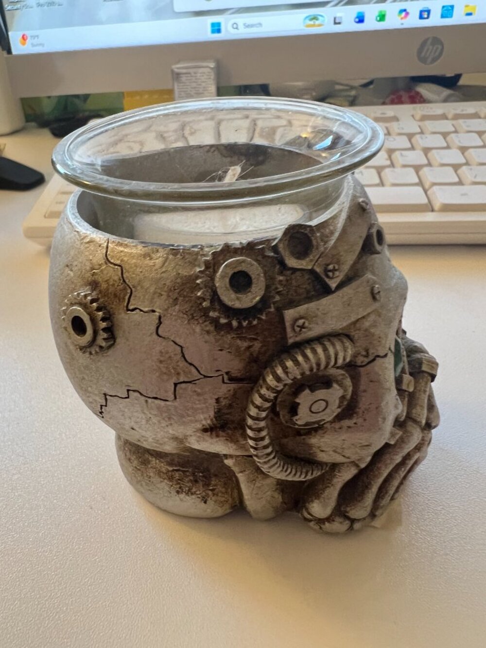 Heavy Steampunk Skull Tealight Holder - Picture 2 of 6